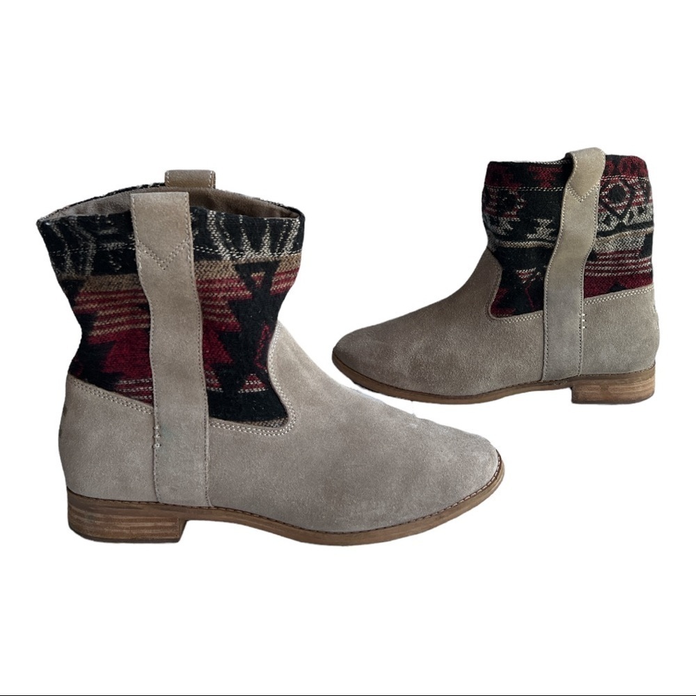 Tom's Laurel Desert Taupe Suede/Tribal Wool Western Ankle Boots Size 9.5‎